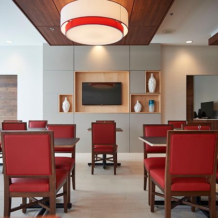 Holiday Inn Express & Suites St. John'S Airport By Ihg Exterior photo