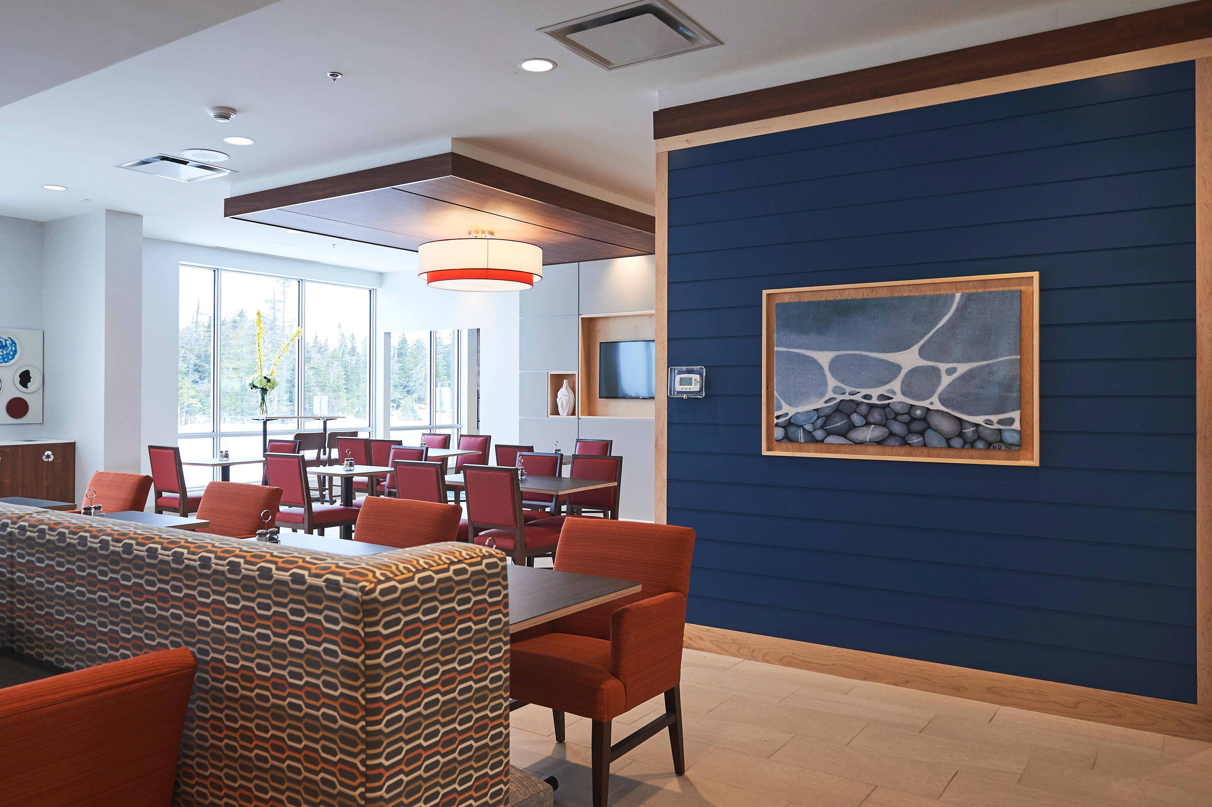 Holiday Inn Express & Suites St. John'S Airport By Ihg Exterior photo