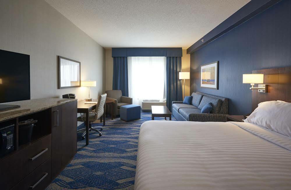 Holiday Inn Express & Suites St. John'S Airport By Ihg Exterior photo